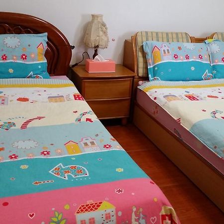 Yilan Xiang Feng Homestay อู่เจี๋ย ภายนอก รูปภาพ