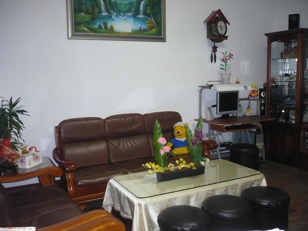 Yilan Xiang Feng Homestay อู่เจี๋ย ภายนอก รูปภาพ