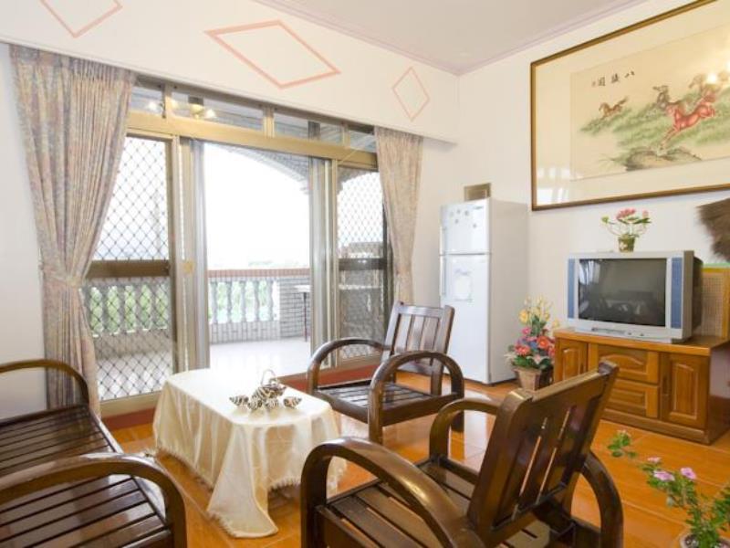 Yilan Xiang Feng Homestay อู่เจี๋ย ภายนอก รูปภาพ